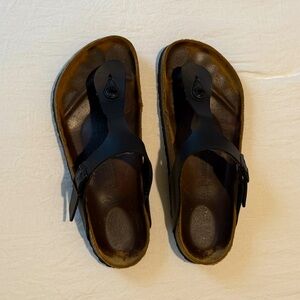 Birkenstock Gizah - Black Size 39